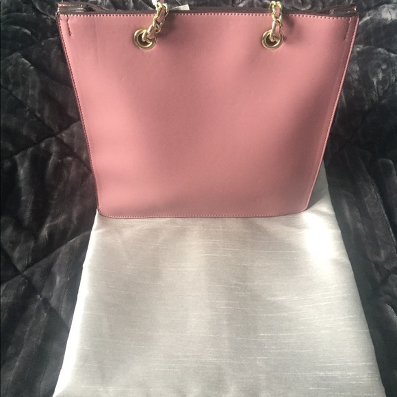 Bcbg handbag - Picture 3 of 5